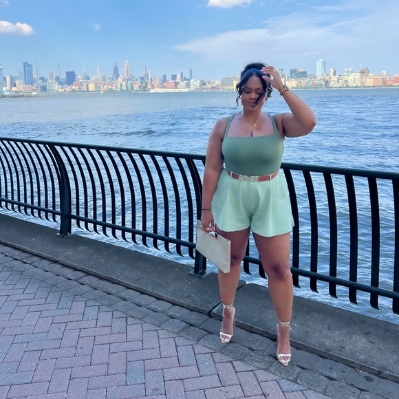 Meet your Posher, Alexa - Picture 6 of 12